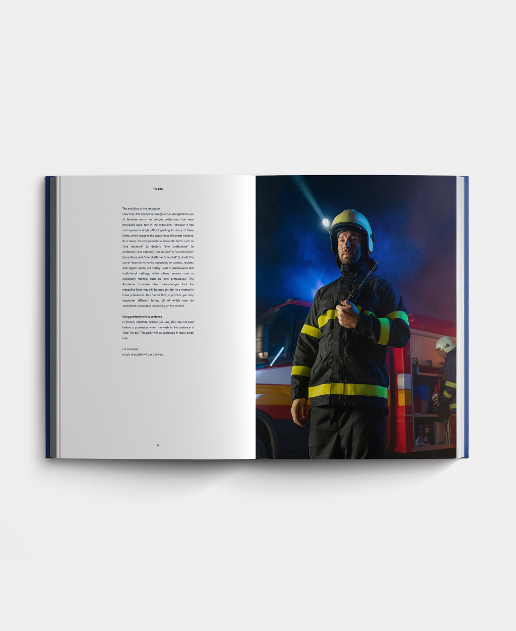 Additional view of the Structured French course book
